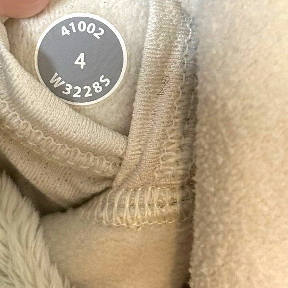 LULULEMON Don't Hurry Be Happy Pullover- Polar Cream - Picture 13 of 15